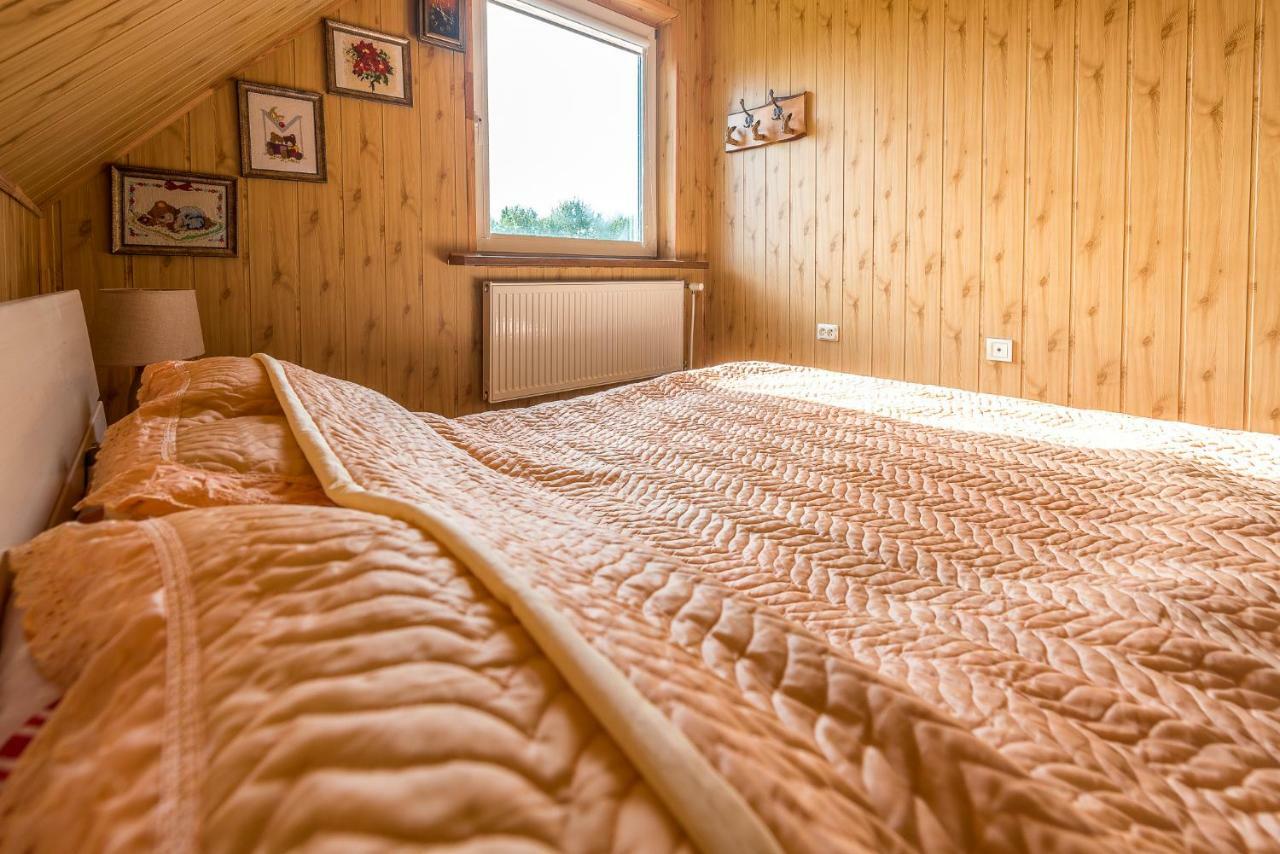 Edmart Villa Dobromisle Exteriör bild